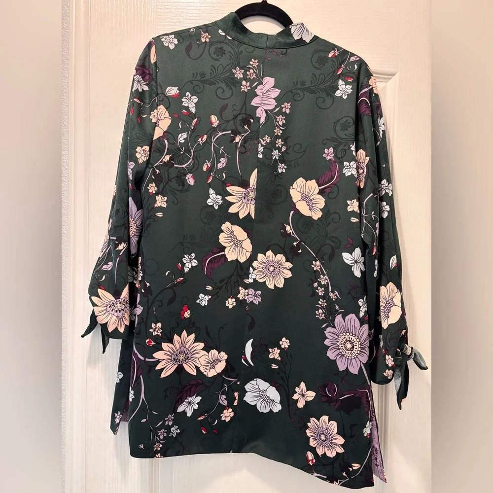 Chic Floral Kimono Jacket (Chico’s) – Dark Green with Lavender Lining Size 8/10 - Picture 6 of 7